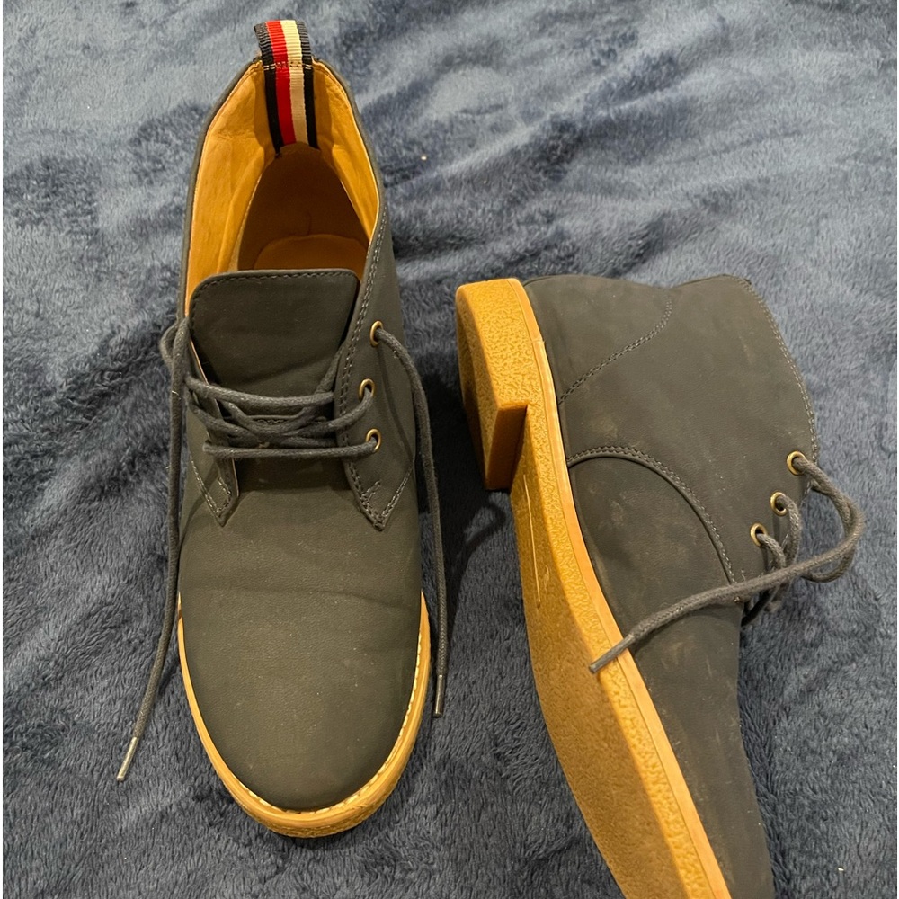 Tommy Hilfiger ankle boot worn once
